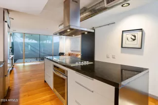 Photo #4: 6709856 Listing 