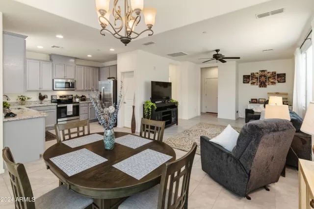 MLS: 6709866 Condo For Sale