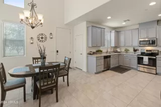 Photo #3: 6709866 Listing 