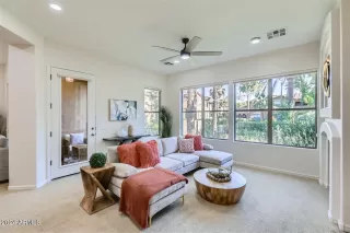 Photo #4: 6709882 Listing 