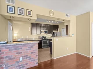 Photo #1: 6709886 Listing 