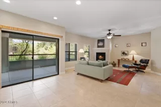 Photo #2: 6709975 Listing