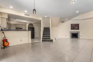 Photo #6: 6710038 Listing