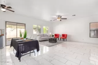 Photo #5: 6710190 Listing 