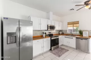 Photo #6: 6710190 Listing 