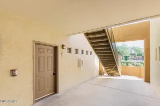 Photo #2: 6710222 Listing 