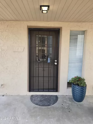 Photo #1: 6710243 Listing