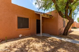 Photo #6: 6710398 Listing 