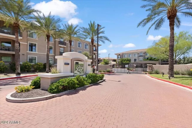 MLS: 6710410 Condo For Sale