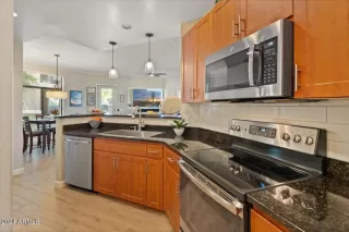 Photo #3: 6710410 Listing 