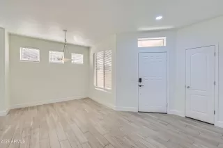 Photo #4: 6710598 Listing