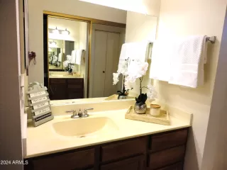 Photo #6: 6710631 Listing