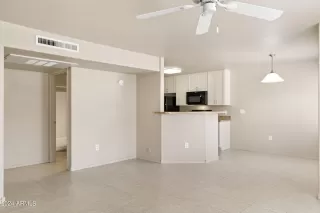 Photo #4: 6710706 Listing 