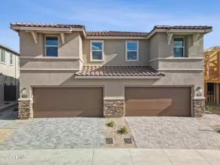 Photo #1: 6710726 Listing