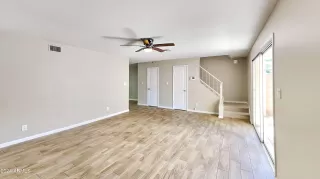 Photo #2: 6710823 Listing 