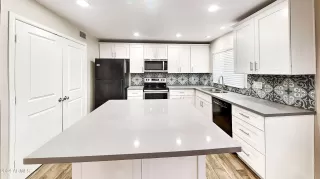 Photo #4: 6710823 Listing 