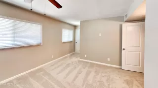 Photo #6: 6710823 Listing 