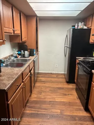 Photo #5: 6710989 Listing