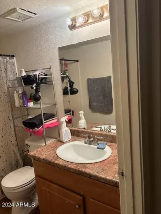 Photo #6: 6710989 Listing