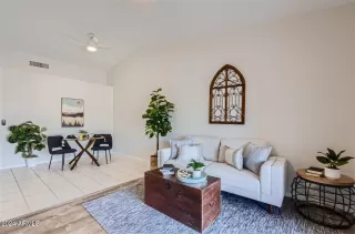 Photo #3: 6711082 Listing 