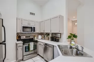 Photo #6: 6711082 Listing 