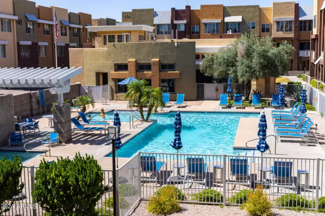 MLS: 6711119 Condo For Sale