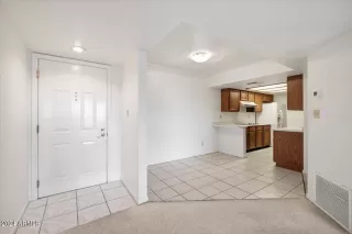 Photo #2: 6711176 Listing