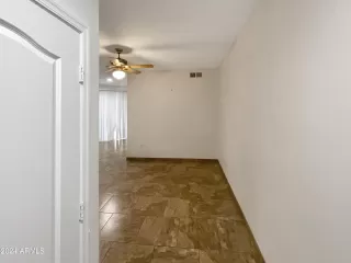 Photo #6: 6711186 Listing