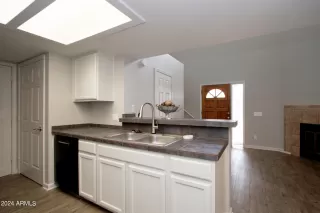 Photo #4: 6711302 Listing