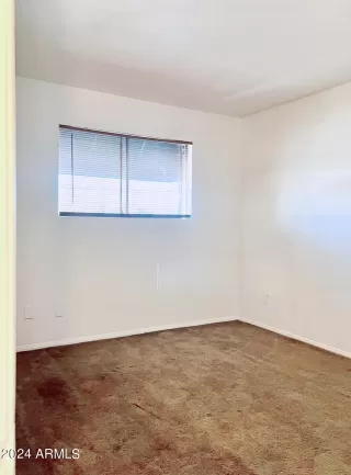 Photo #6: 6711386 Listing