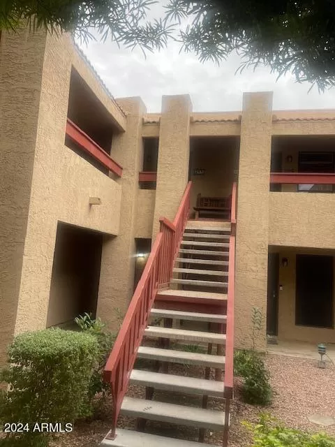 MLS: 6711562 Condo For Sale