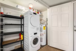 Photo #6: 6711824 Listing