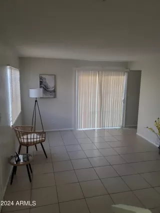 Photo #3: 6711984 Listing