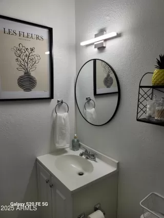 Photo #2: 6712079 Listing