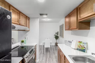 Photo #3: 6712079 Listing