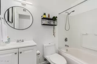 Photo #4: 6712079 Listing