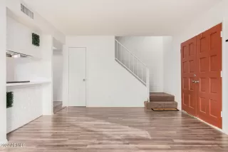 Photo #1: 6712094 Listing 