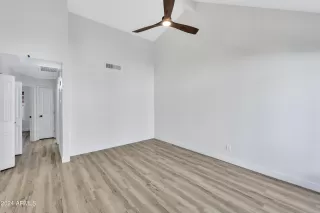 Photo #4: 6712303 Listing 