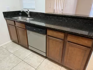 Photo #4: 6712541 Listing