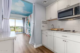 Photo #6: 6712640 Listing