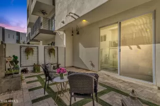 Photo #4: 6712687 Listing 