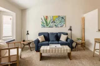 Photo #3: 6712718 Listing