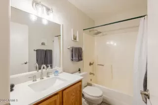 Photo #4: 6712718 Listing