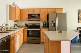 Photo #6: 6712718 Listing