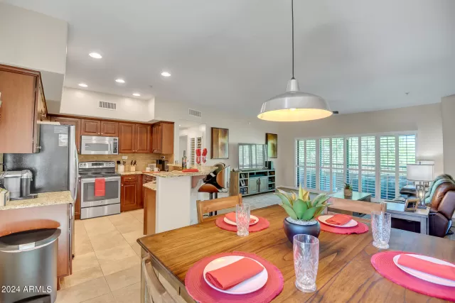 MLS: 6712783 Condo For Sale