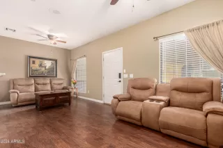 Photo #4: 6712818 Listing