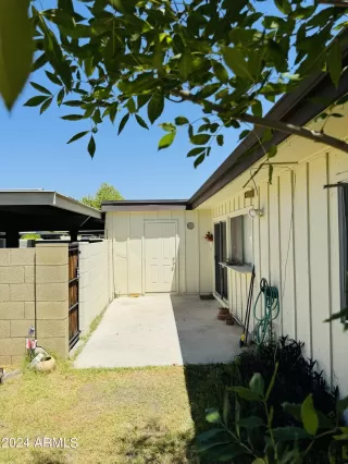 Photo #2: 6712878 Listing