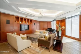 Photo #2: 6712900 Listing 