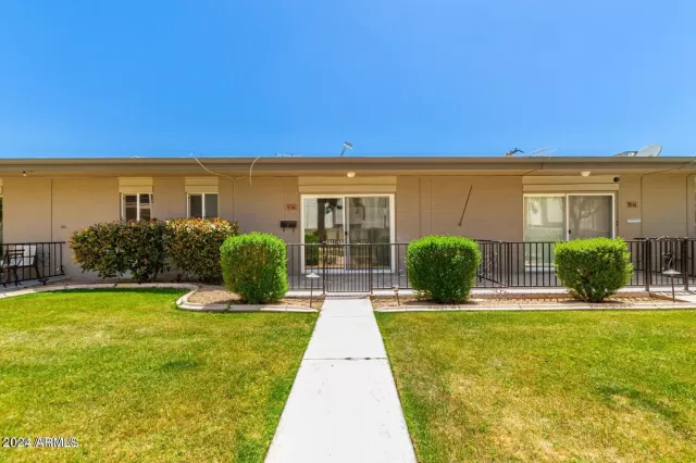 MLS: 6712931 Condo For Sale