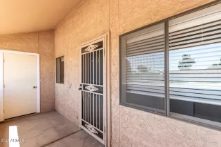 Photo #2: 6712945 Listing